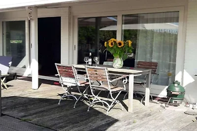 Villa in Bergenaanzee met zwembad