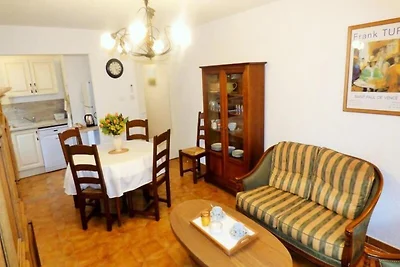 Lagos Residenz mit drei Zimmern