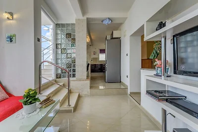 Lussuosa casa vacanze ad Arbanija con vasca...