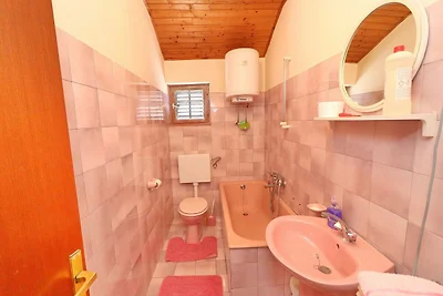 Apartments Peselj-One Bedroom Apartment with ...
