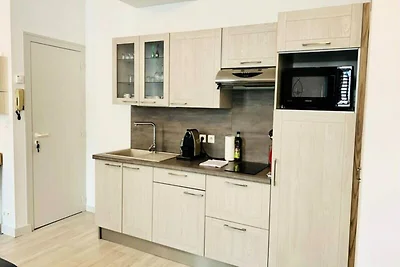 Le Grand Cloutiers, Stadscentrum, LR135