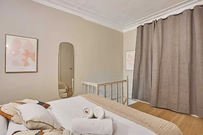 Charmante studio duplex Beaubourg Le Marais