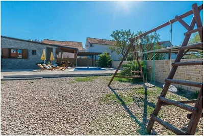 Holiday Home Ema with pool
