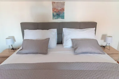 Kastel Gomilica Cozy and Stylish Apartments n...