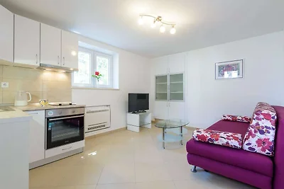 Apartment Pavlina - One Bedroom Apartment wit...