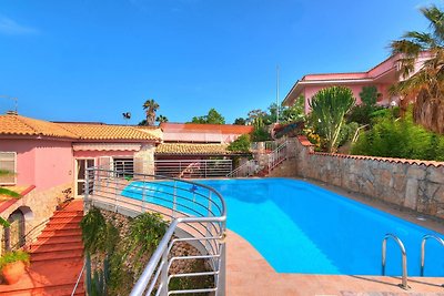 Casa vacanza con piscina privata, Terrauzza