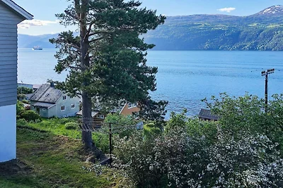 6 Personen Ferienhaus in Utvik