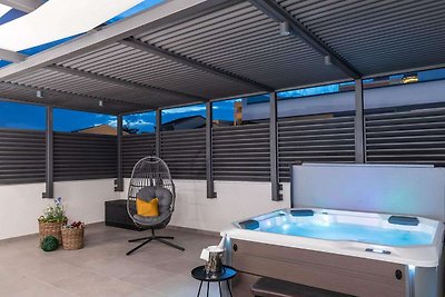 Luxe woning met terras en bubbelbad