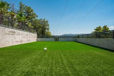 Villa Florinda mit Pool in der Nähe von Split