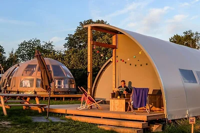 Feestelijk glampingdorp in Zuna