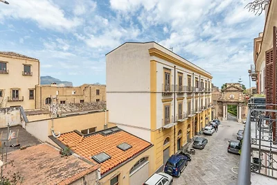 Stylowy apartament w pobliżu Piazza Magione