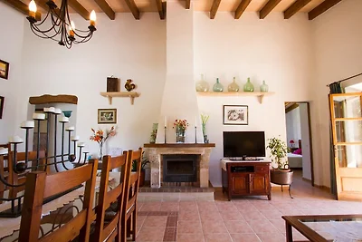Steinerne Villa von Mallorca mit Gärten