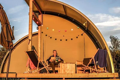 Feestelijk glampingdorp in Zuna