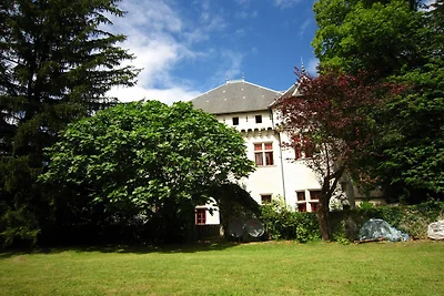 Schloss in Serrières-en-Chautagne mit...