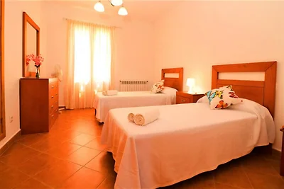 Haus in Campos mit Pool in der Nähe von Es...