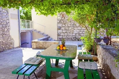 Villa in Tučepi mit Schwimmbecken