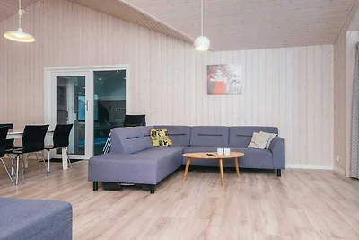 Maison d'été avec piscine et sauna