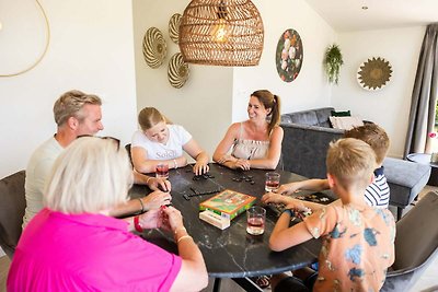 Fraai chalet met airco op een vakantiepark