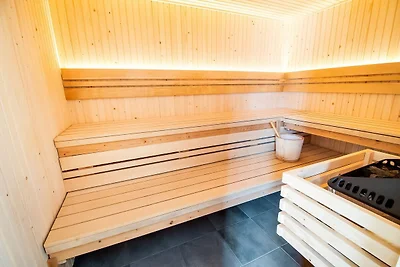 Lussuosa casa vacanze con piscina a Waimes