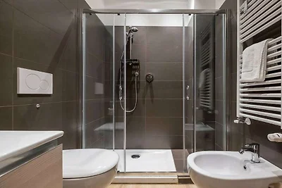 Wohnung in Bologna mit Parken