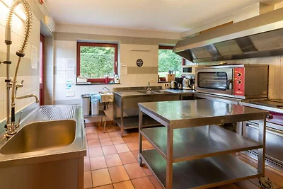 Ruim groepsverblijf in Wanne