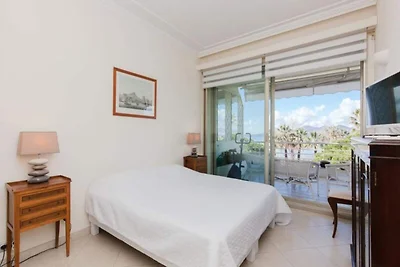 Apartment an der La Croisette mit Meerblick