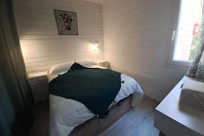 Chalet in der Nähe von Saint-Tropez mit Pool