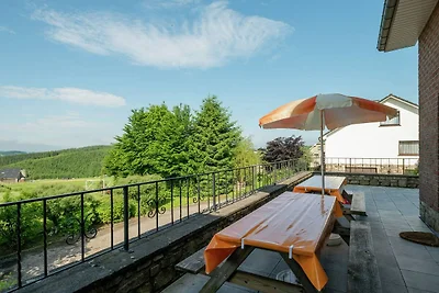 Ruime villa in Malmedy nabij het bos