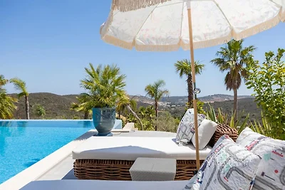 Privékamer in een luxe villa in Budens