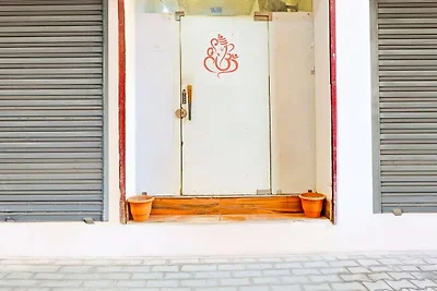 Hotel O Sektor 45, ehemals Manyavar