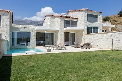 Villa in Damnoni nahe dem Strand