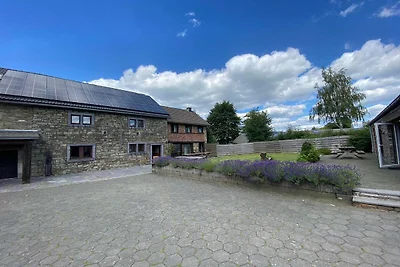 Ferienhaus in Weismes mit privatem Pool