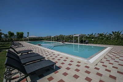 Hübsche Wohnung mit Pool in Lazise