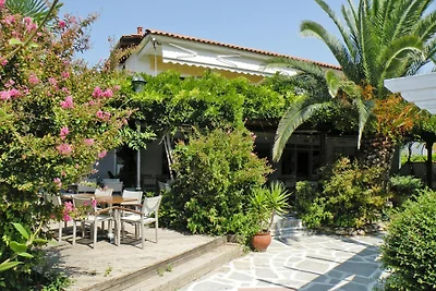 Apartment in Foura mit Balkon oder Terrasse