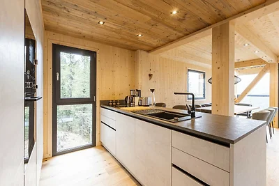 Superior Chalet # 27 with Sauna & Hot Tub