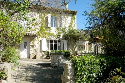 Charmantes Ferienhaus mit privatem Pool