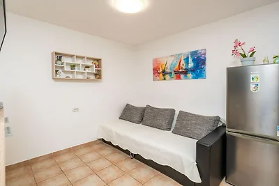 Apartment Lolo - Two Bedroom Apartment with L...