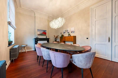 Malerisches Herrenhaus mit Garten in Tongeren