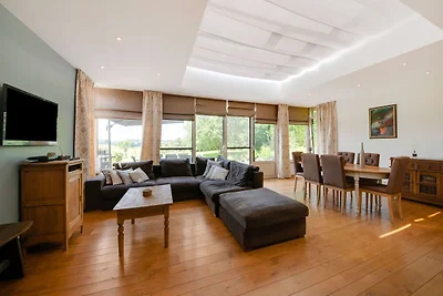Casa rurale a Mohiville con terrazza