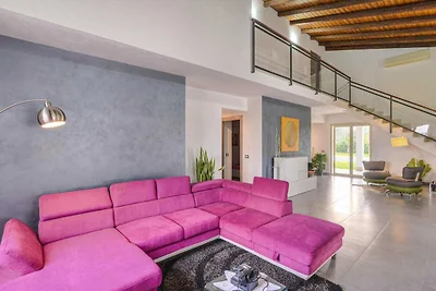 Großzügige Villa in Syrakus mit privatem...
