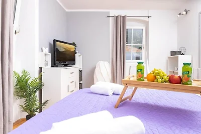 Apartment Vela Stiniva mit Terrasse