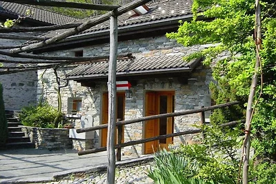 Casa Graa, Superiore