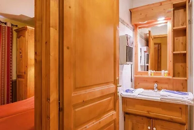 8-Zimmer-Wohnung für 14/16 Personen