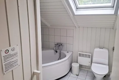 8 Personen Ferienhaus in Bogø By