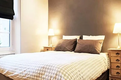 Place St Sauveur in piedi e comfort