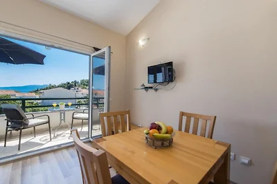 Apartments Nmn - Studio Apartment with Balcon...