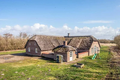 Luxury Pool House near Sea - By Traum...