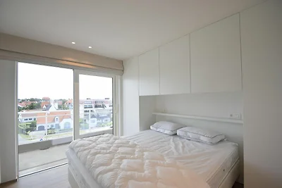 Golfwohnung mit Balkon in Meeresnהhe