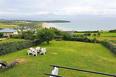 Villa in Crozon met Zeezicht & Strand