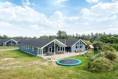 Luxurioses Pool-Retreat in Blavand -- By Trau...
